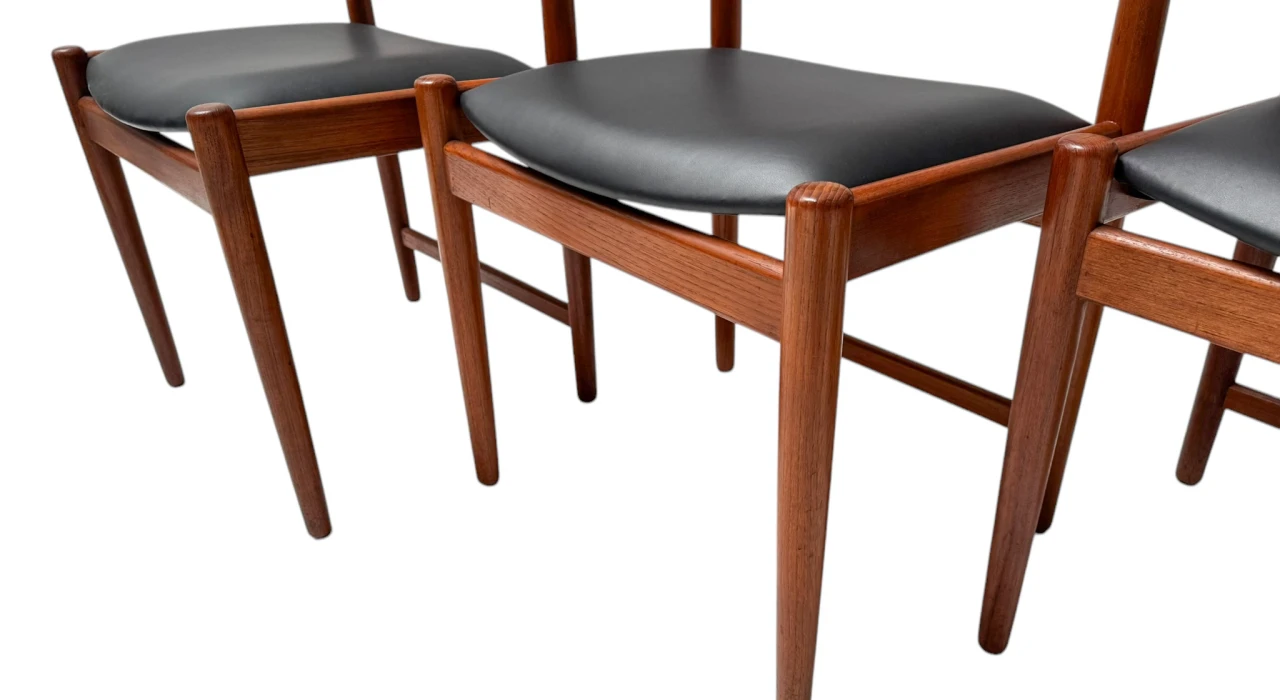 Four Mid-Century Modern Dining Room Chairs by Kurt Østervig for Sibast, 1960s